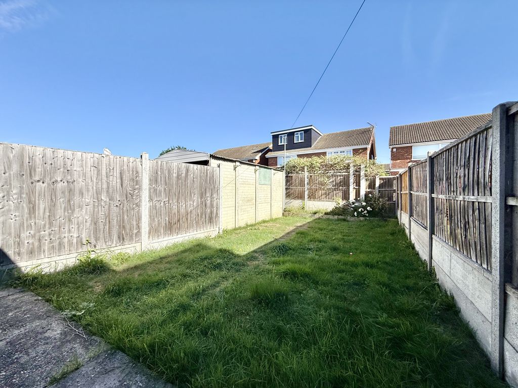 Tudor Avenue